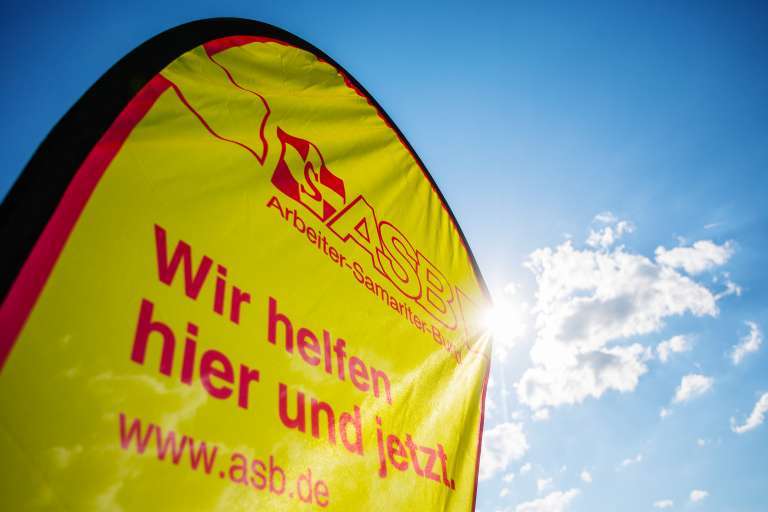 ASB FAHNE IM WIND.jpg