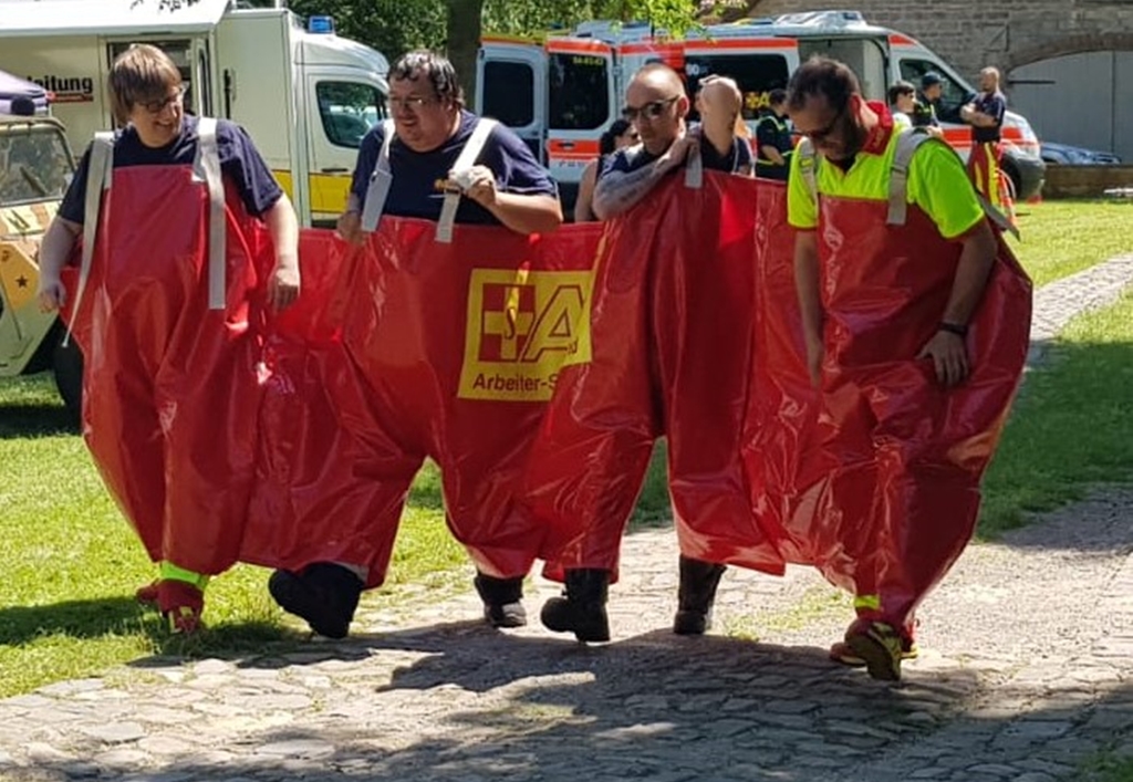 ASB hat Hosen an 2.jpg