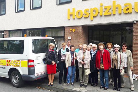 Hospiz-Cafe besucht Hospizhaus